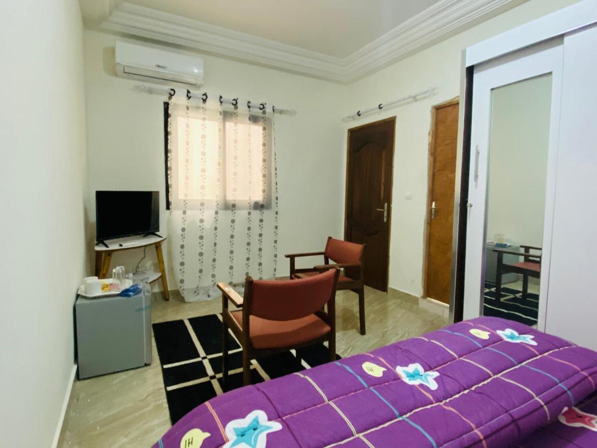 Residence El Hadji Dakar Luaran gambar